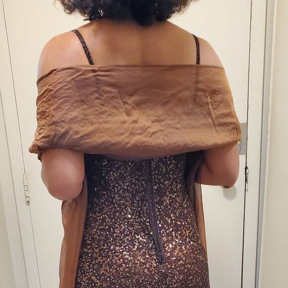 Gorgeous Fully-beaded Evening Gown - Picture 8 of 11